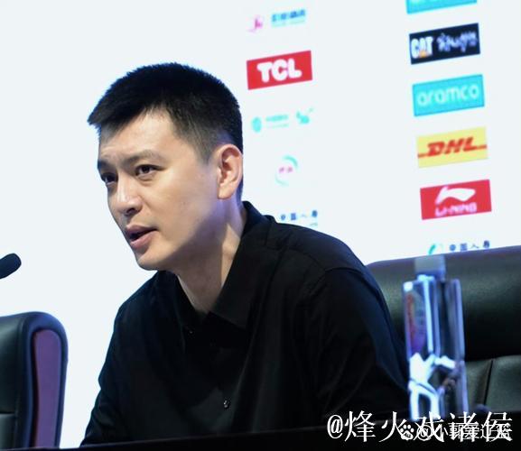 场均1分1板！费尽心思提前召回，杨鸣为何却不重用“小李晓旭”？